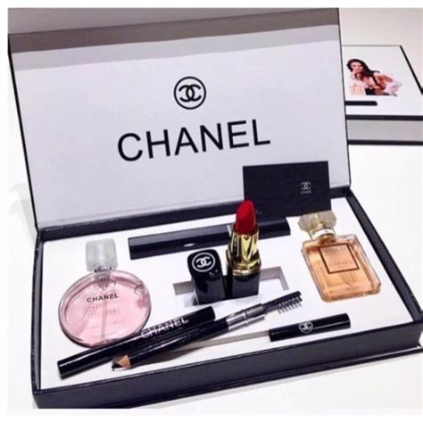 cosmétiques chanel|chanel cosmetics price list.